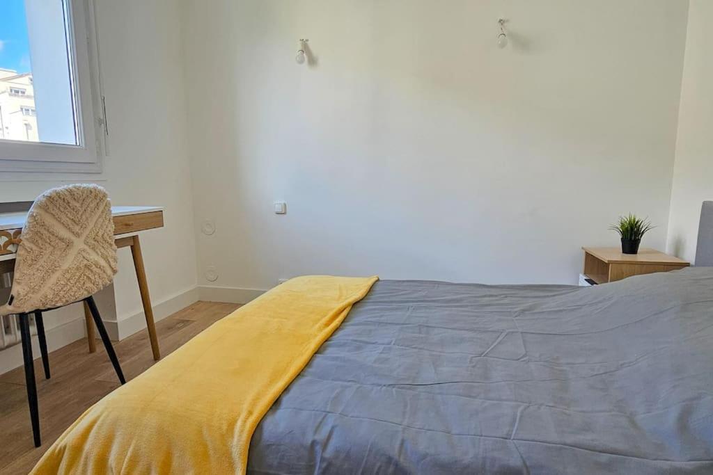 C'Est Chez Maurice! 4 Ch Wifi Balcon Parking Free Apartment Сент Етиен Екстериор снимка